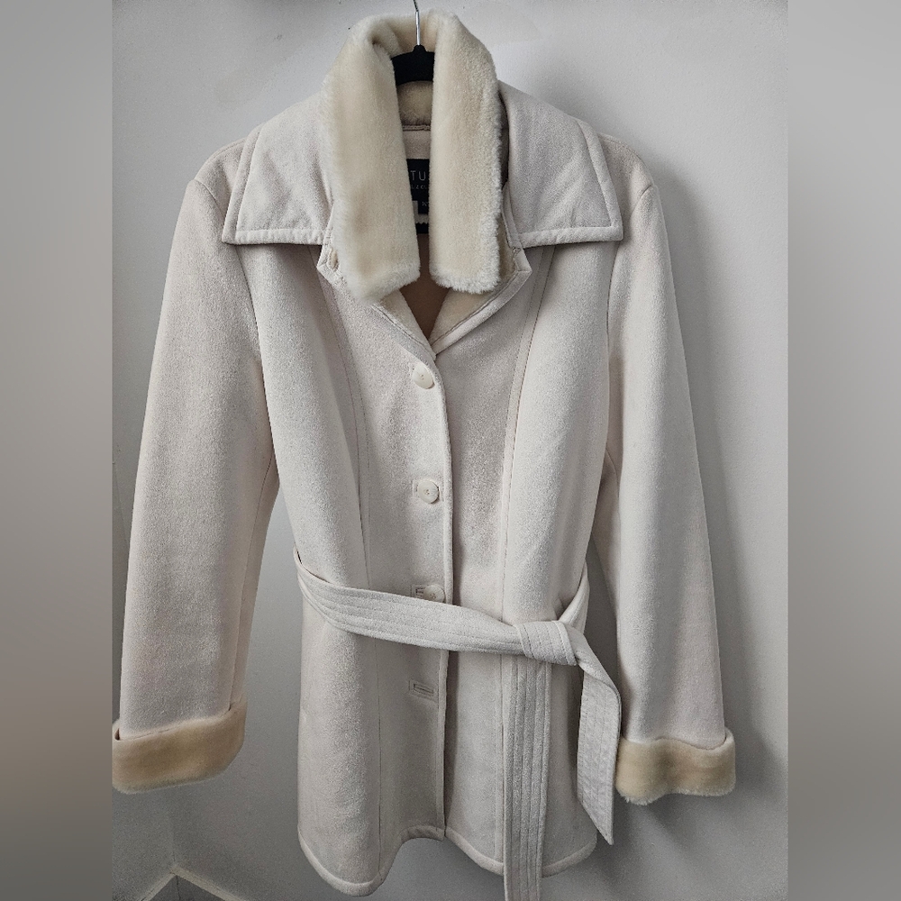 Jacket - Picture 2 of 6